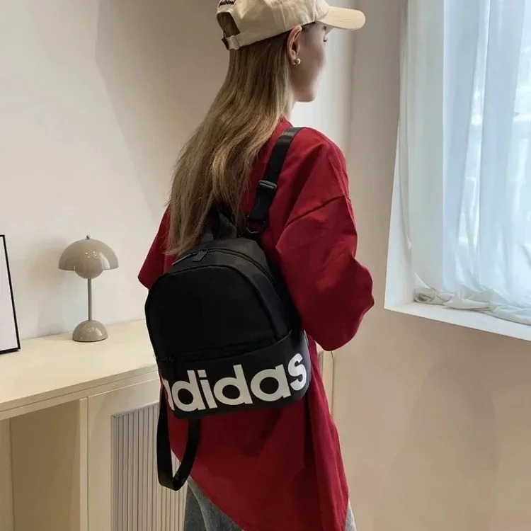 New fashionable casual sports backpack