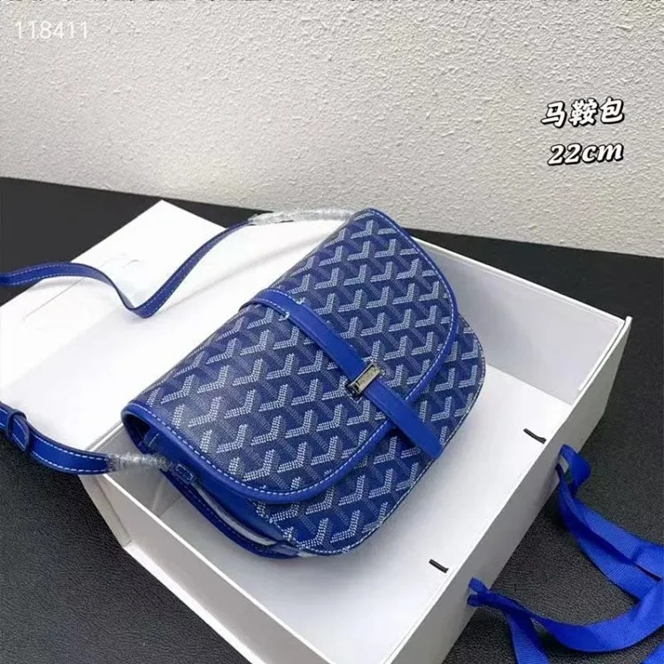 Stylish printed crossbody bag