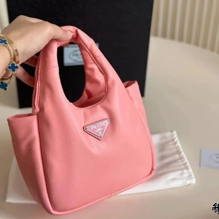 Classic versatile crossbody bag 014