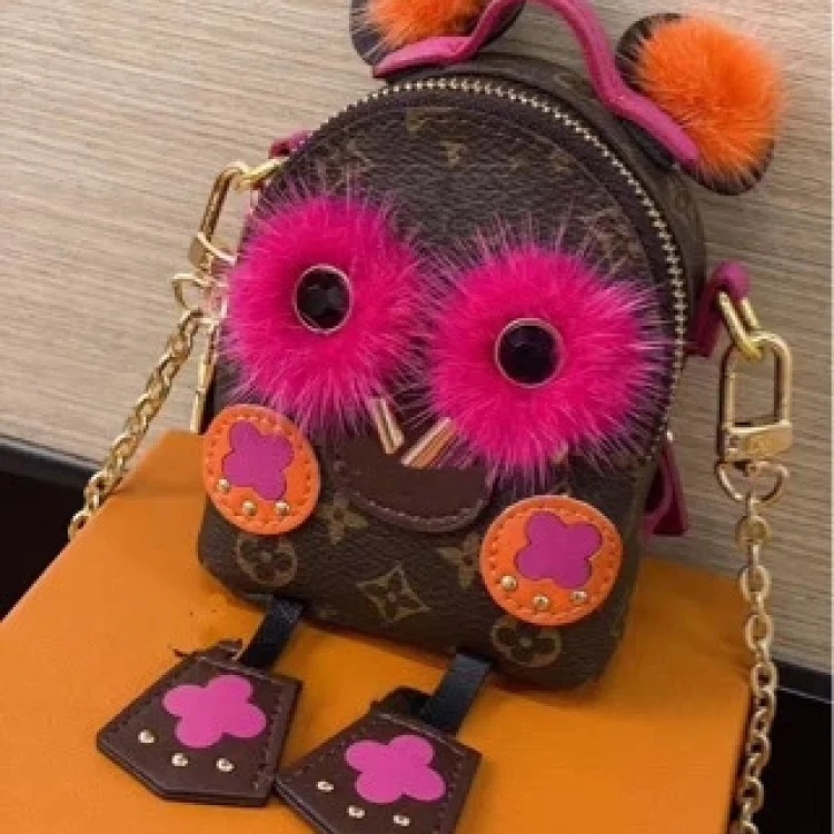New Dai Bear Headphone Bag Keychain Owl Mini Bag Pendant Accessories Plush Pendant