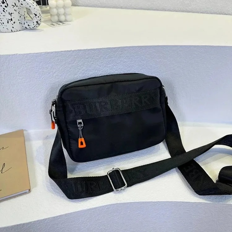 Versatile casual fashion messenger bag 02 image 5
