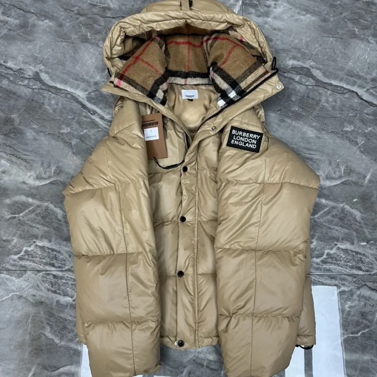 Comfortable and warm down jackets