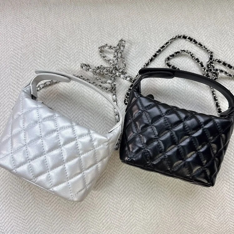 Celine 2025 new style first-layer cowhide small fragrant rhombus chain lunch box bag, fashionable and versatile one-shoulder cross-body hand-carrying women's bag image 6