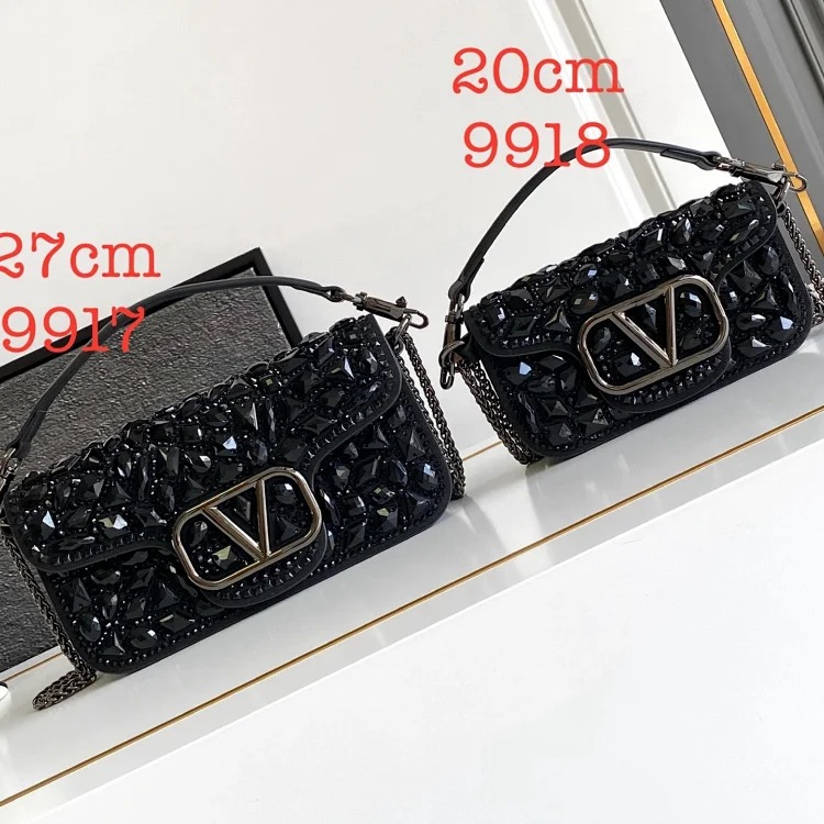 2025 autumn and winter diamond-encrusted small square bag European and American retro chain fashion portable shoulder crossbody women's bag fashionable light luxury