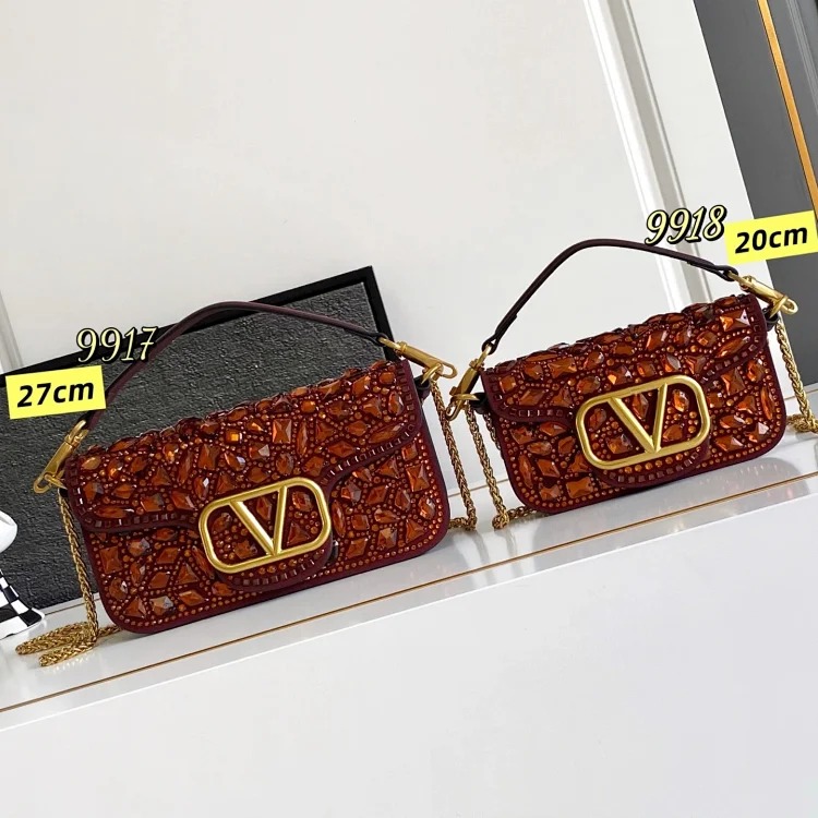2025 autumn and winter diamond-encrusted small square bag European and American retro chain fashion portable shoulder crossbody women's bag fashionable light luxury