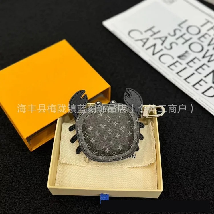 Small crab bag pendant new wireless bluetooth headphone bag keychain lipstick coin purse car pendant