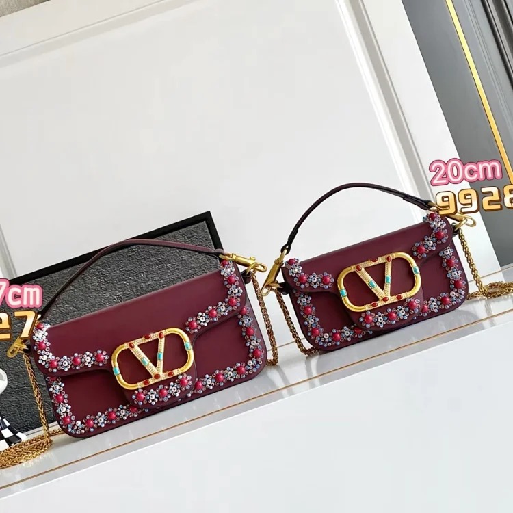 Handmade embroidered beaded handbags 2026 new style genuine leather versatile one-shoulder diagonal handbag women's bag chain fashionable temperament
