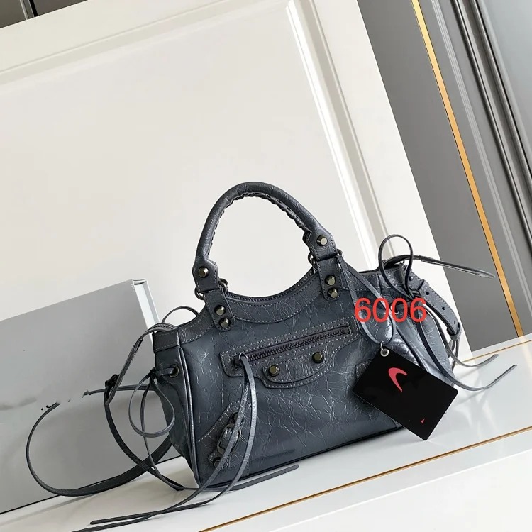 Storico bowling bag retro versatile rivet biker bag sweet cool shoulder crossbody bag women's bag