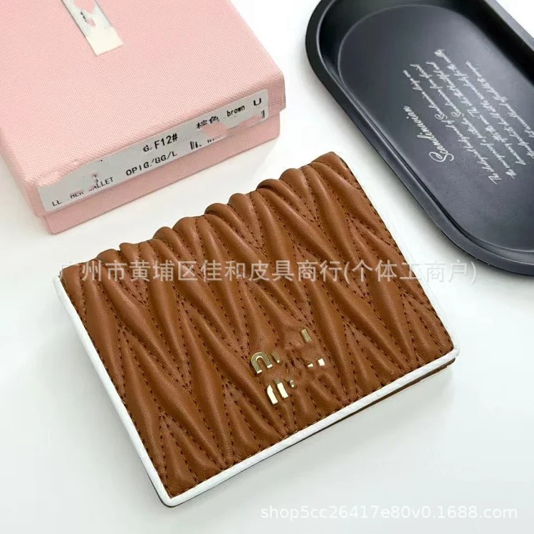 Foreign trade wholesale new style sheepskin pleated folding wallet for women fresh girly sweet wallet multi-card slot card bag for women