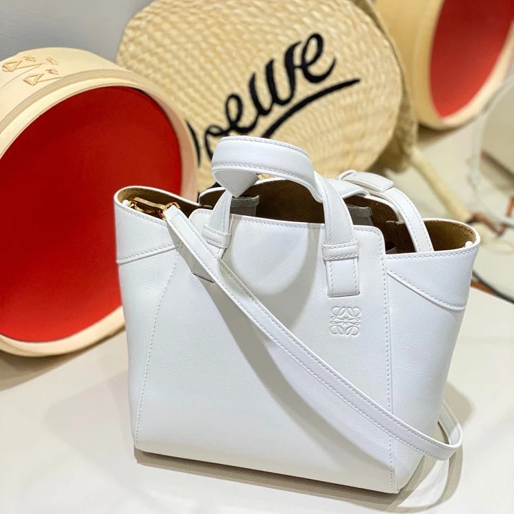 L fashion bag