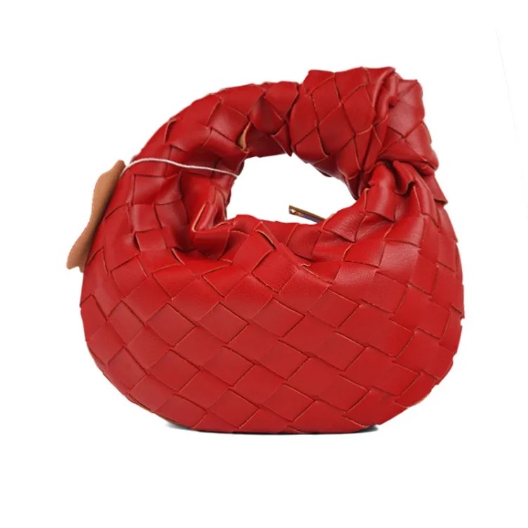 2025 Spring Commuting 2024mini Portable Cloud Bag Handmade Woven Armpit Bag Pillow Bag Hot Selling Women's Bag