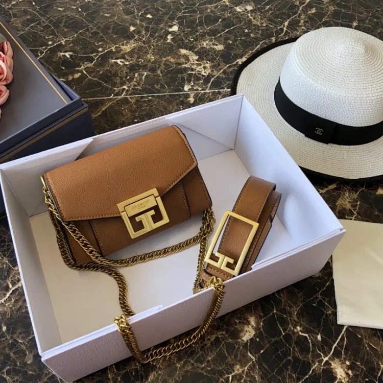 G fashion bag