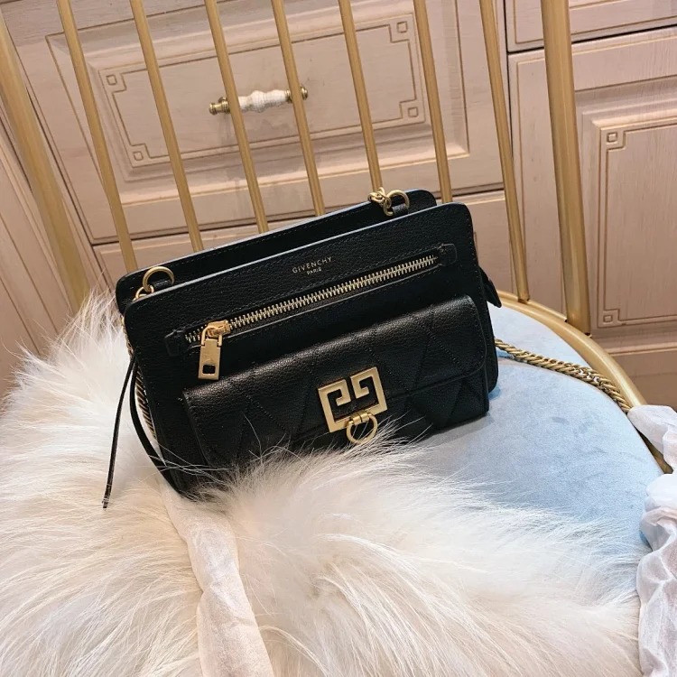 G fashion bag