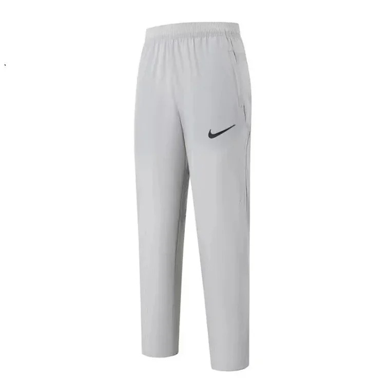 Casual cargo sweatpants image 6