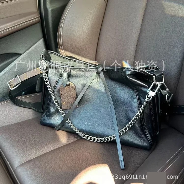 Louis Vuitton Guangzhou high-quality presbyopia carryall bb black warrior genuine sheepskin tote women's underarm bag chain shoulder crossbody