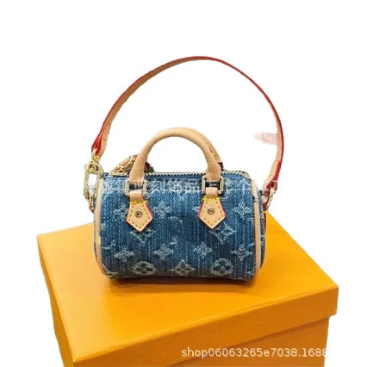 Louis Vuitton Murakami Takahiro three-color mini pillow bag, light luxury and western style old flower bag pendant, handmade denim fabric pendant