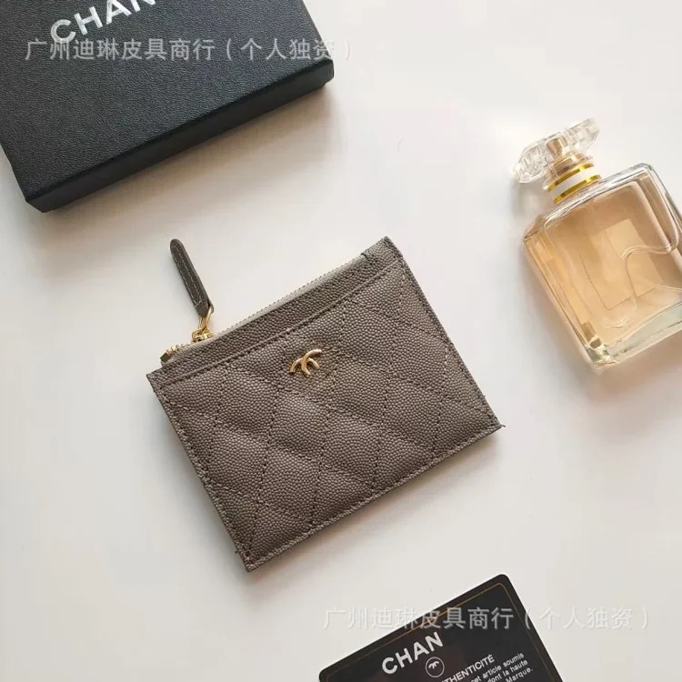 Chanel Xiaoxiangfeng new genuine leather rhombus caviar thin small card holder women's compact double card slot card holder small wallet