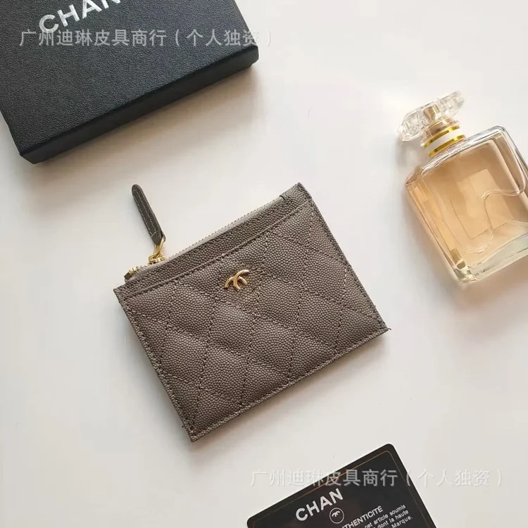 Chanel Xiaoxiangfeng new genuine leather rhombus caviar thin small card holder women's compact double card slot card holder small wallet