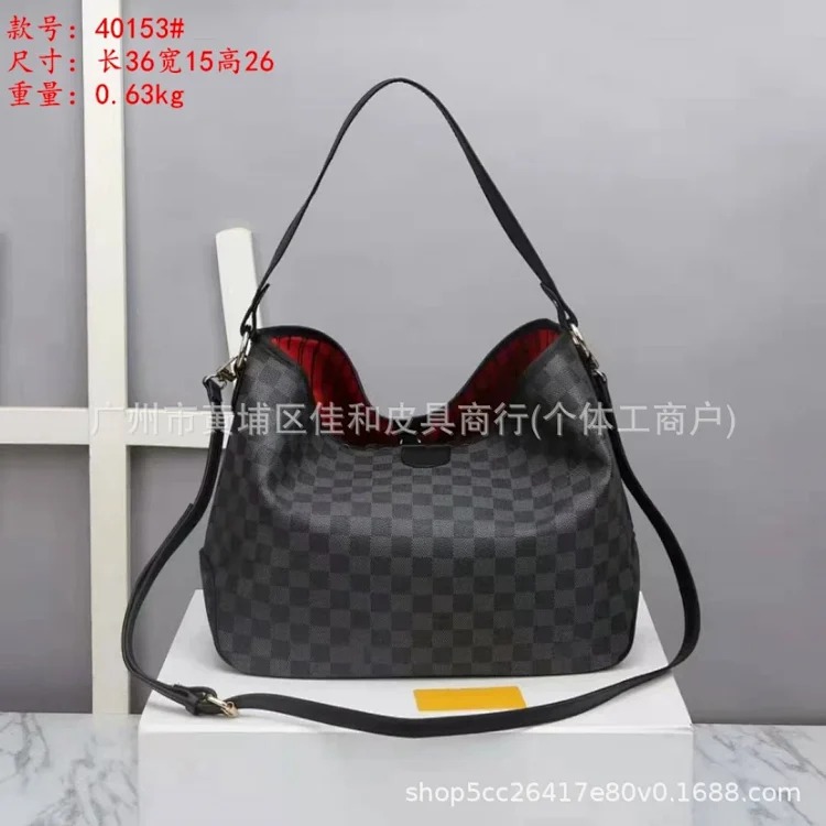 Louis Vuitton Cross-border popular fashion presbyopia commuter tote bag women's new large capacity single shoulder crossbody bag armpit large bag