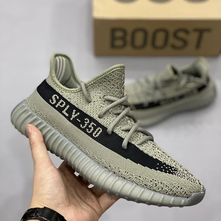 YZ 35O 1:1 correct fit version, fully packaged image 2