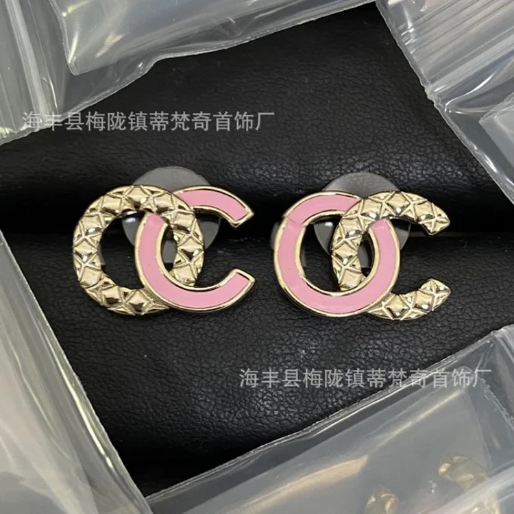Chanel 25C new high small fragrant style earrings for women European and American love double C retro small fragrant earrings silver needle pearl earrings