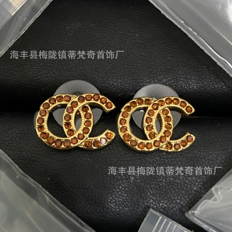 Chanel 25C new high small fragrant style earrings for women European and American love double C retro small fragrant earrings silver needle pearl earrings