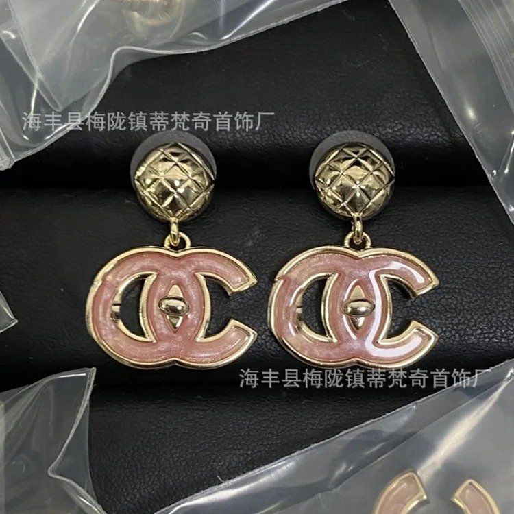 Chanel 25C new high small fragrant style earrings for women European and American love double C retro small fragrant earrings silver needle pearl earrings