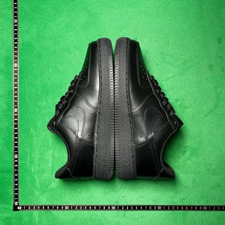 F retro style wear-resistant low-cut sneakers G1D