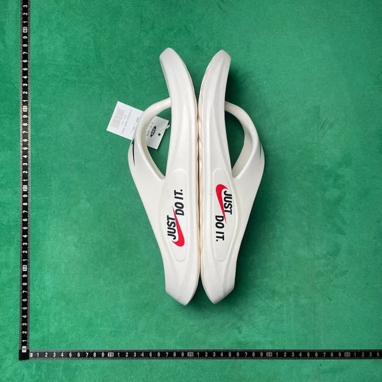 Comfortable and versatile flip-flops 5BD