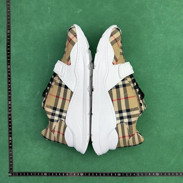 (Customized models are shipped in 3-7 days) TT 6 comfortable and versatile low-top dad shoes