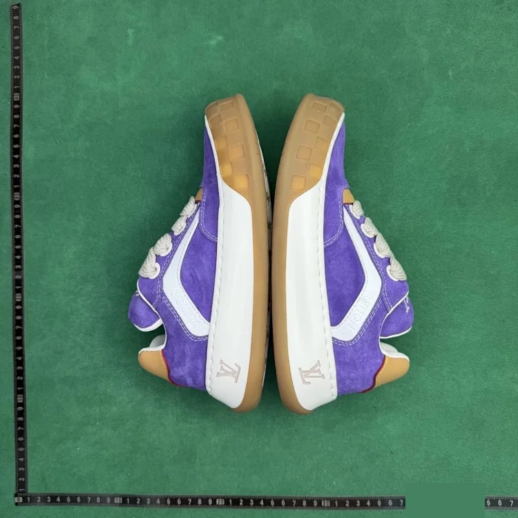 (Customized models ship in 3-7 days) Suede calfskin lace-up round toe low-top sneakers TT 0