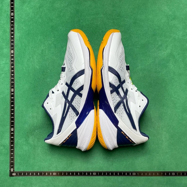 B7D comfortable and lightweight low-cut training shoes image 4