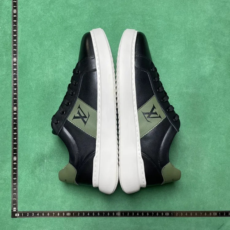 BD9 fashionable, versatile, comfortable and lightweight sneakers