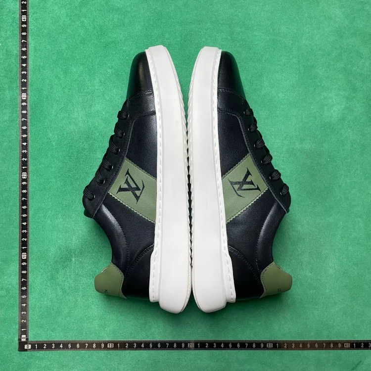 BD9 fashionable, versatile, comfortable and lightweight sneakers
