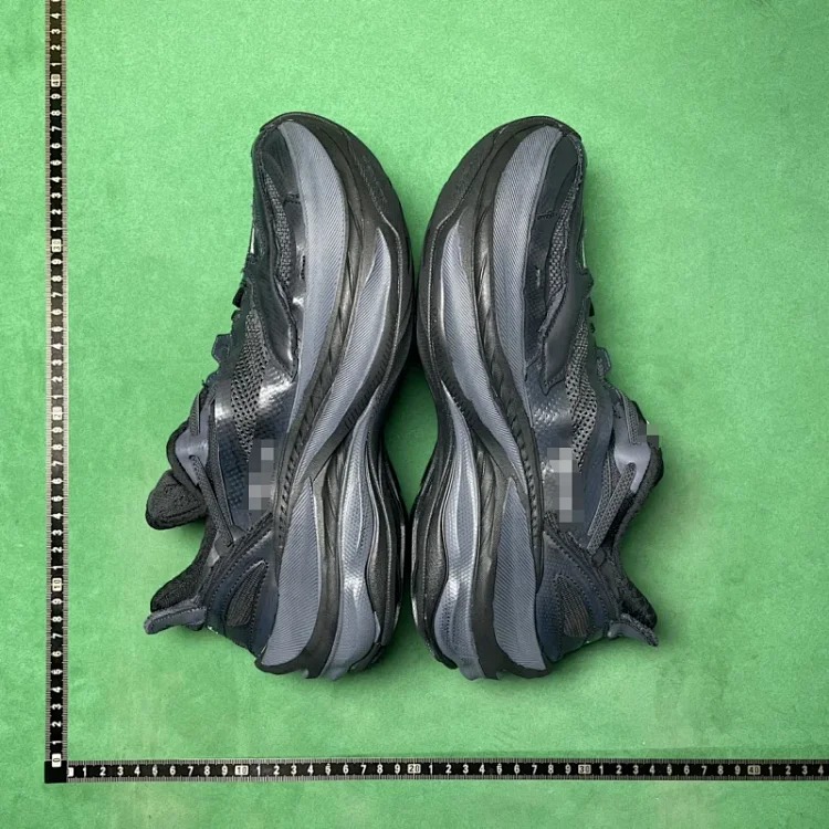 Round toe thick sole breathable sports and casual shoes BD 2