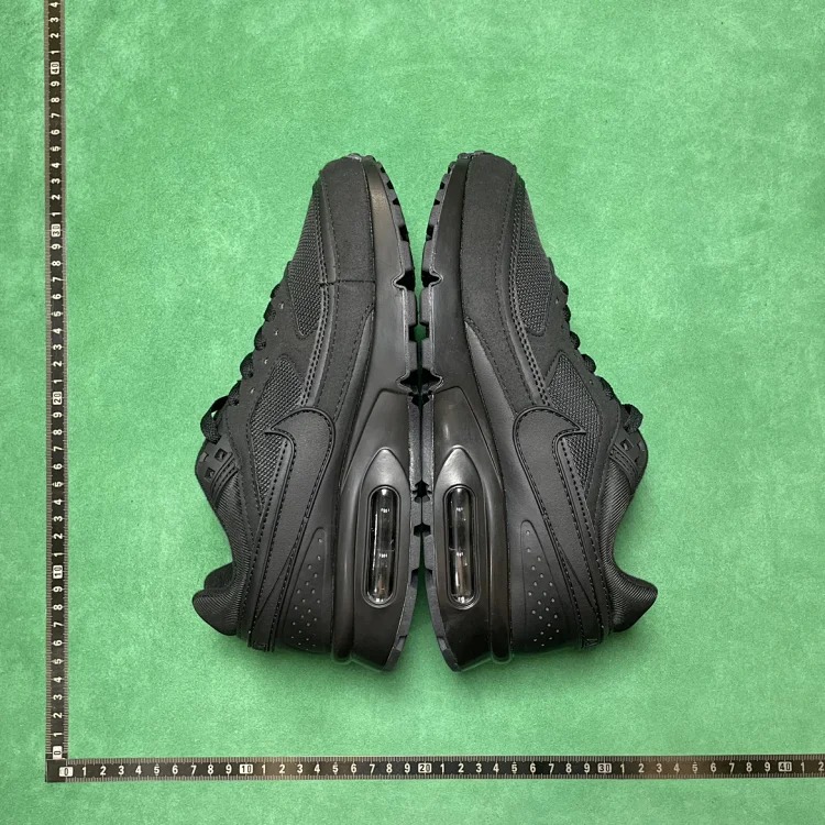 B3D comfortable and versatile low-top running shoes