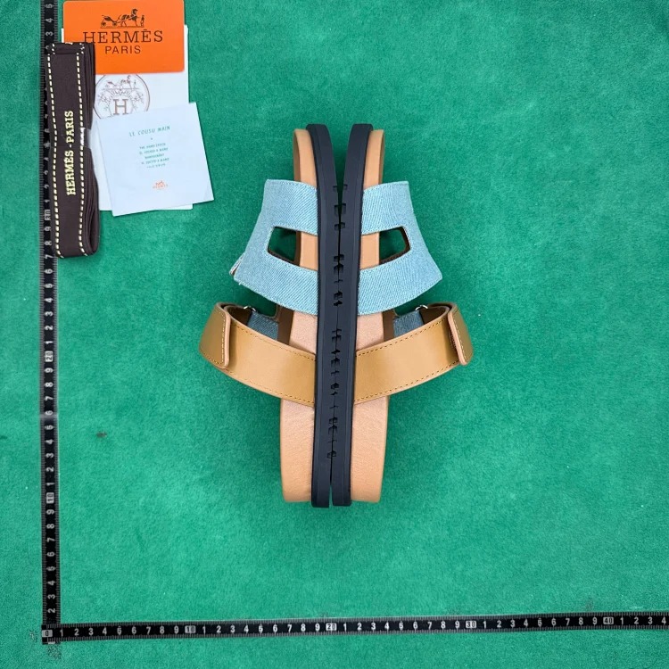(Customized models are shipped in 3-7 days) TT 0 calfskin round toe open toe slippers image 3