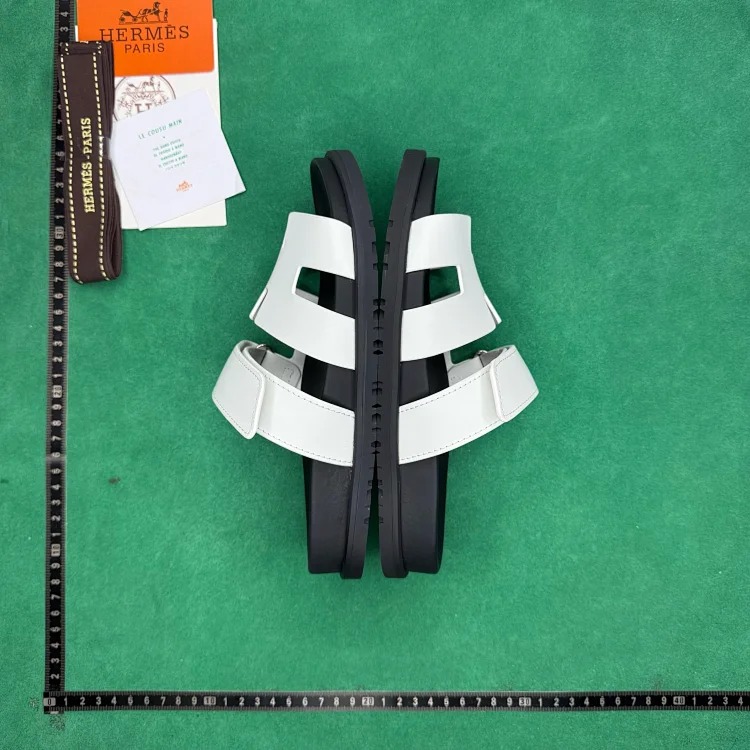 (Customized models are shipped in 3-7 days) TT 0 calfskin round toe open toe slippers image 6