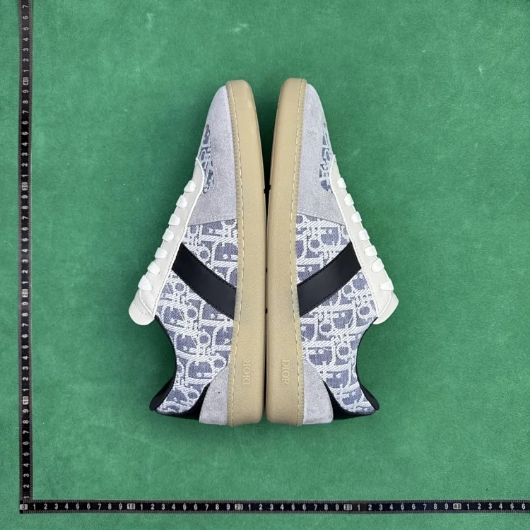 (Customized models are shipped in 3-7 days) TT8 cow leather round toe lace-up low-cut sneakers