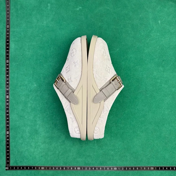 (Customized models are shipped within 3-7 days and are non-returnable and non-exchangeable) TT6 suede calfskin round-toe flat-soled rubber-soled toe-cap slippers image 2