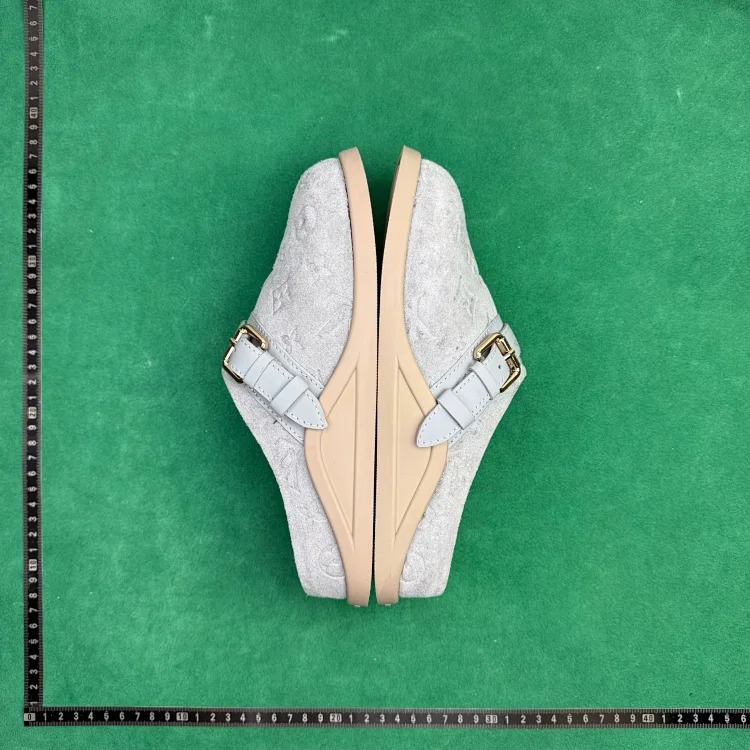 (Customized models are shipped within 3-7 days and are non-returnable and non-exchangeable) TT6 suede calfskin round-toe flat-soled rubber-soled toe-cap slippers image 3