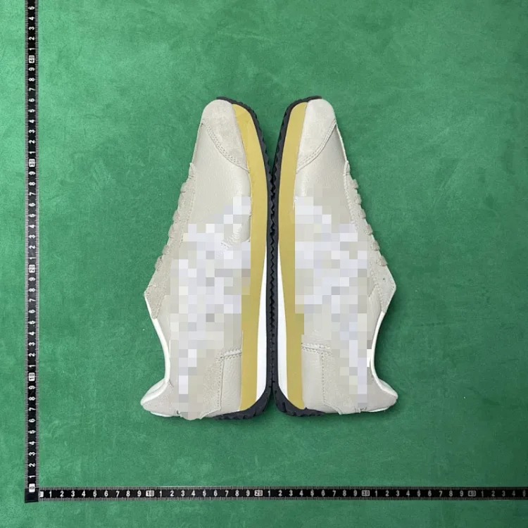 Comfortable low-cut lifestyle shoes B2D