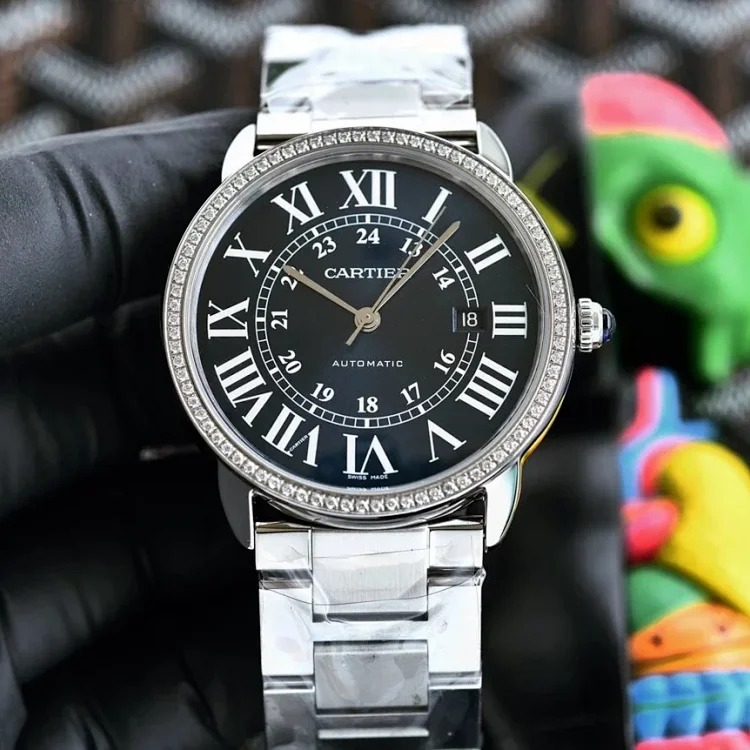 M3￥750 fashionable and versatile watch