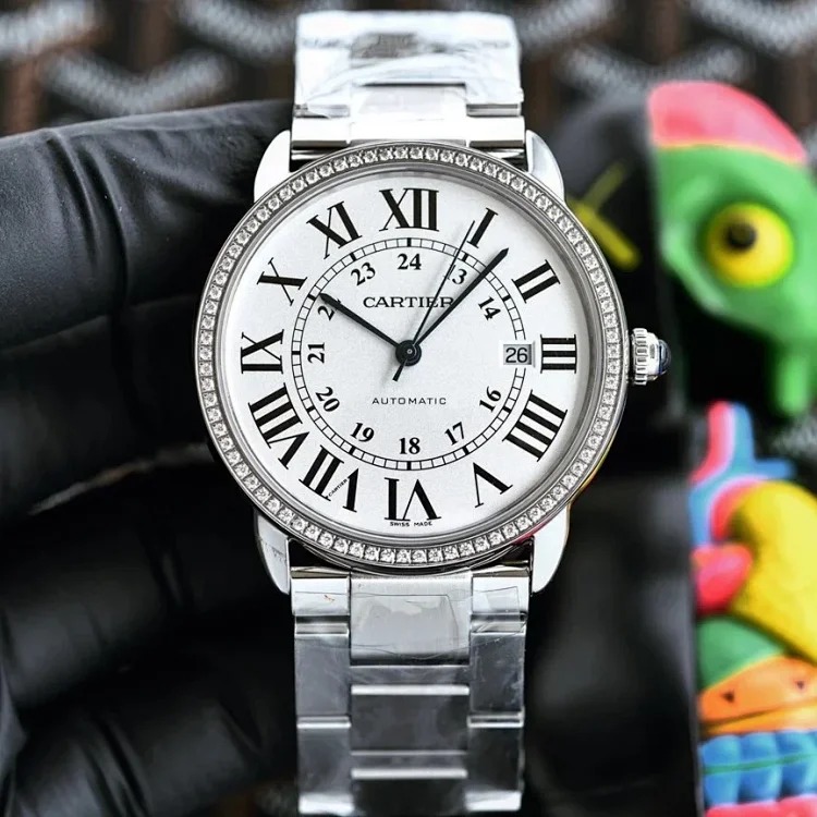 M3￥750 fashionable and versatile watch