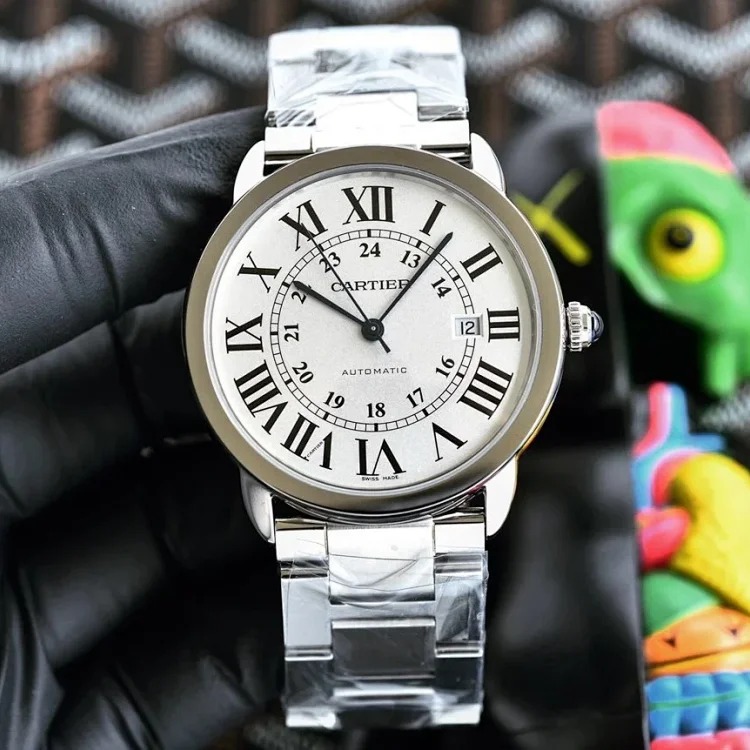 M3￥750 fashionable and versatile watch