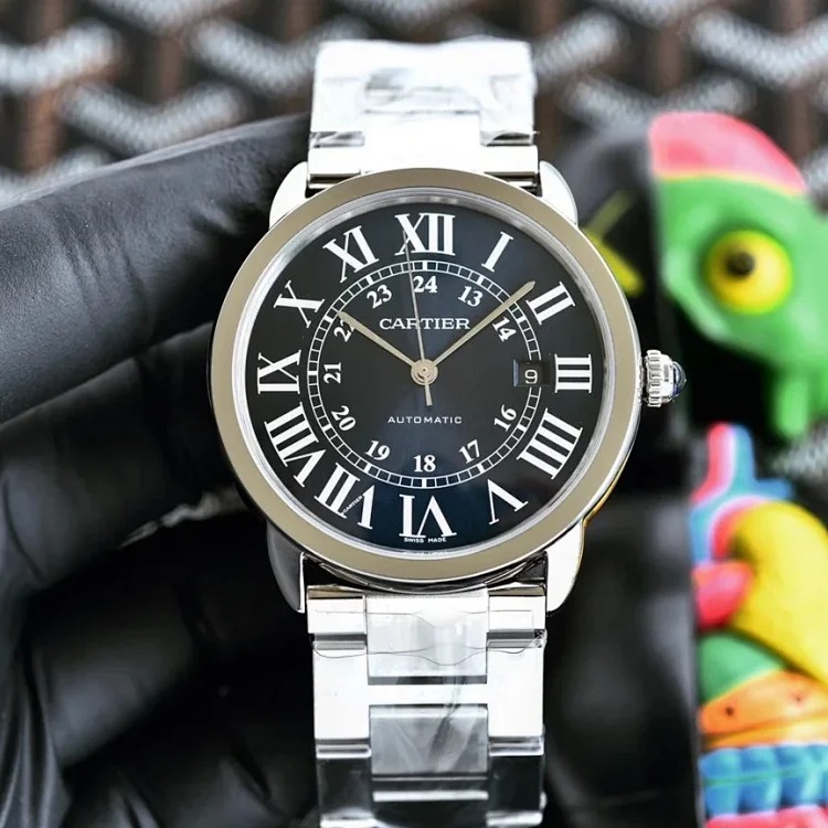 M3￥750 fashionable and versatile watch