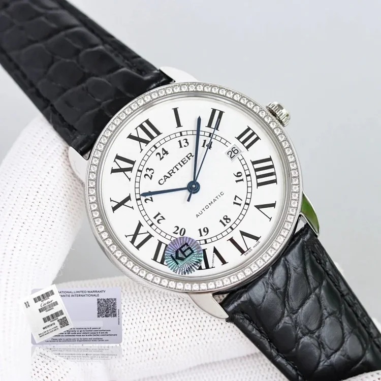 M3￥750 fashionable and versatile watch