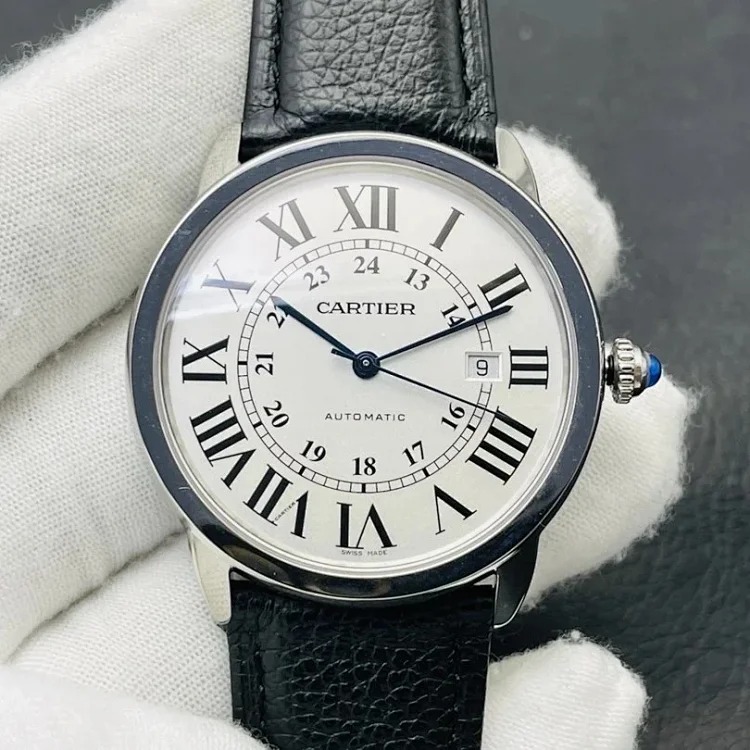 M3￥750 fashionable and versatile watch