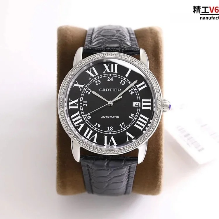 M3￥750 fashionable and versatile watch