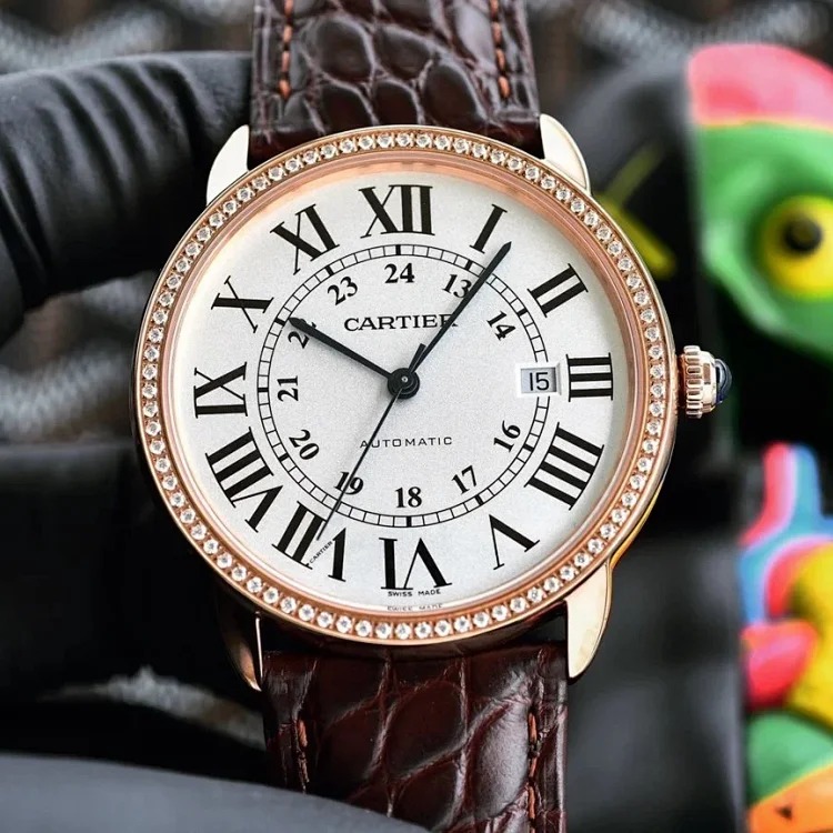 M3￥750 fashionable and versatile watch